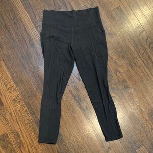 Athleta leggings with pockets